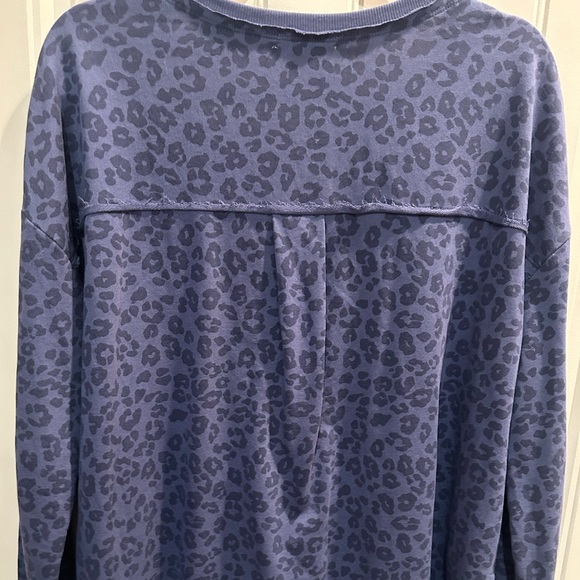 Z Supply LS animal print - Picture 5 of 6